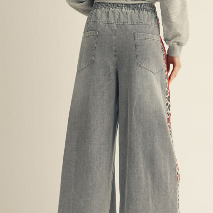 Side Leopard Contrast Light Denim
