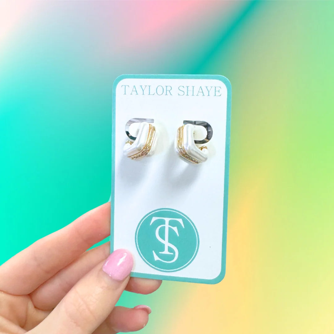 Rory Pearls Earrings