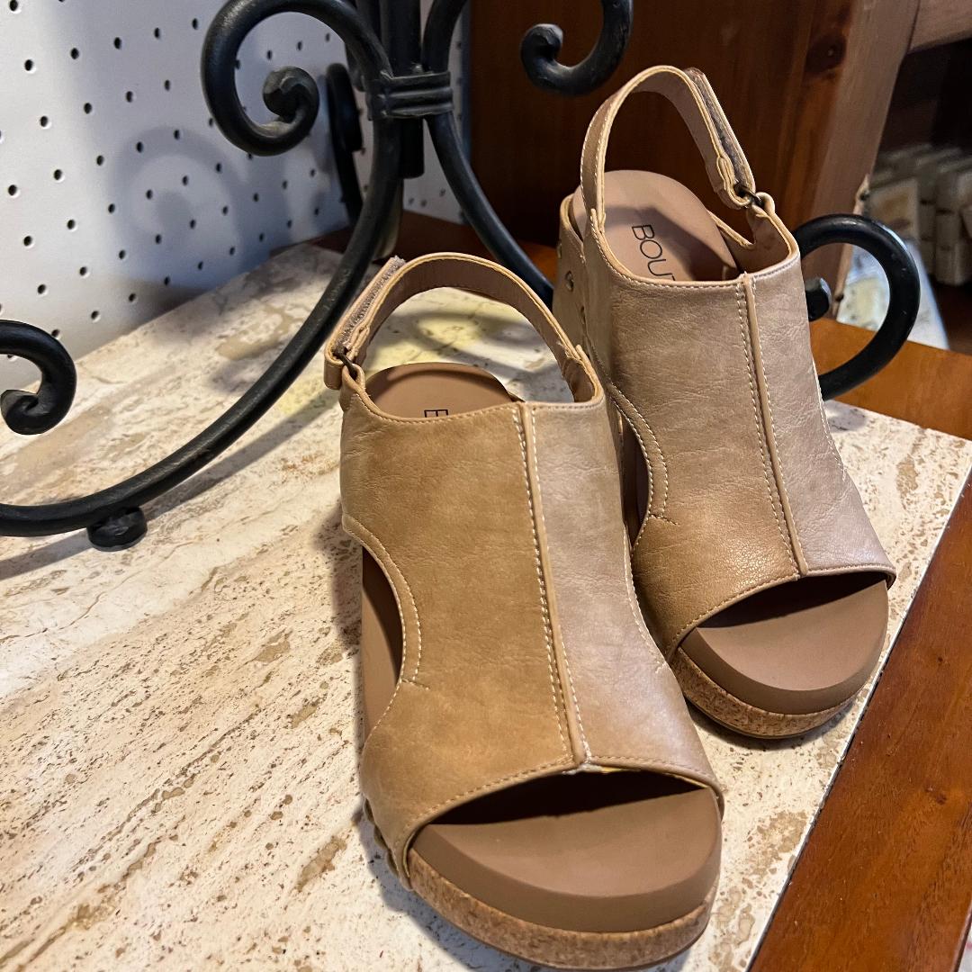 Volta ll Taupe Smooth Platform Wedge/Sandals