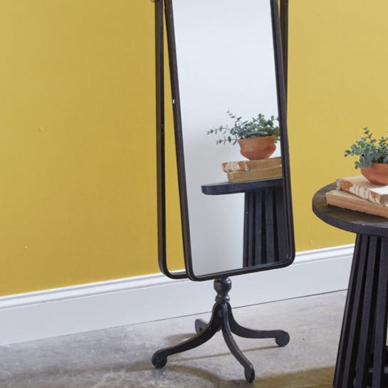 Freestanding Edith Mirror