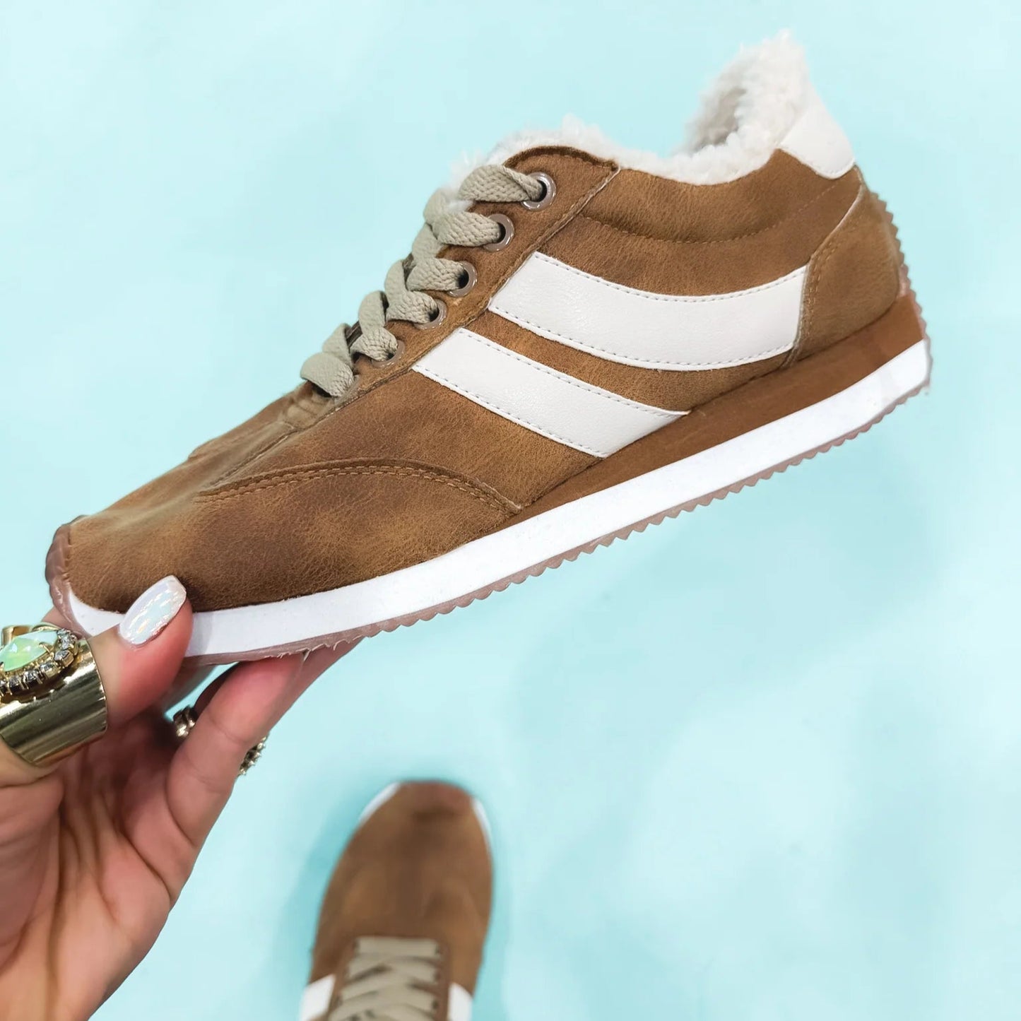 Corkys Jet Lag Washed Cognac Sneaker