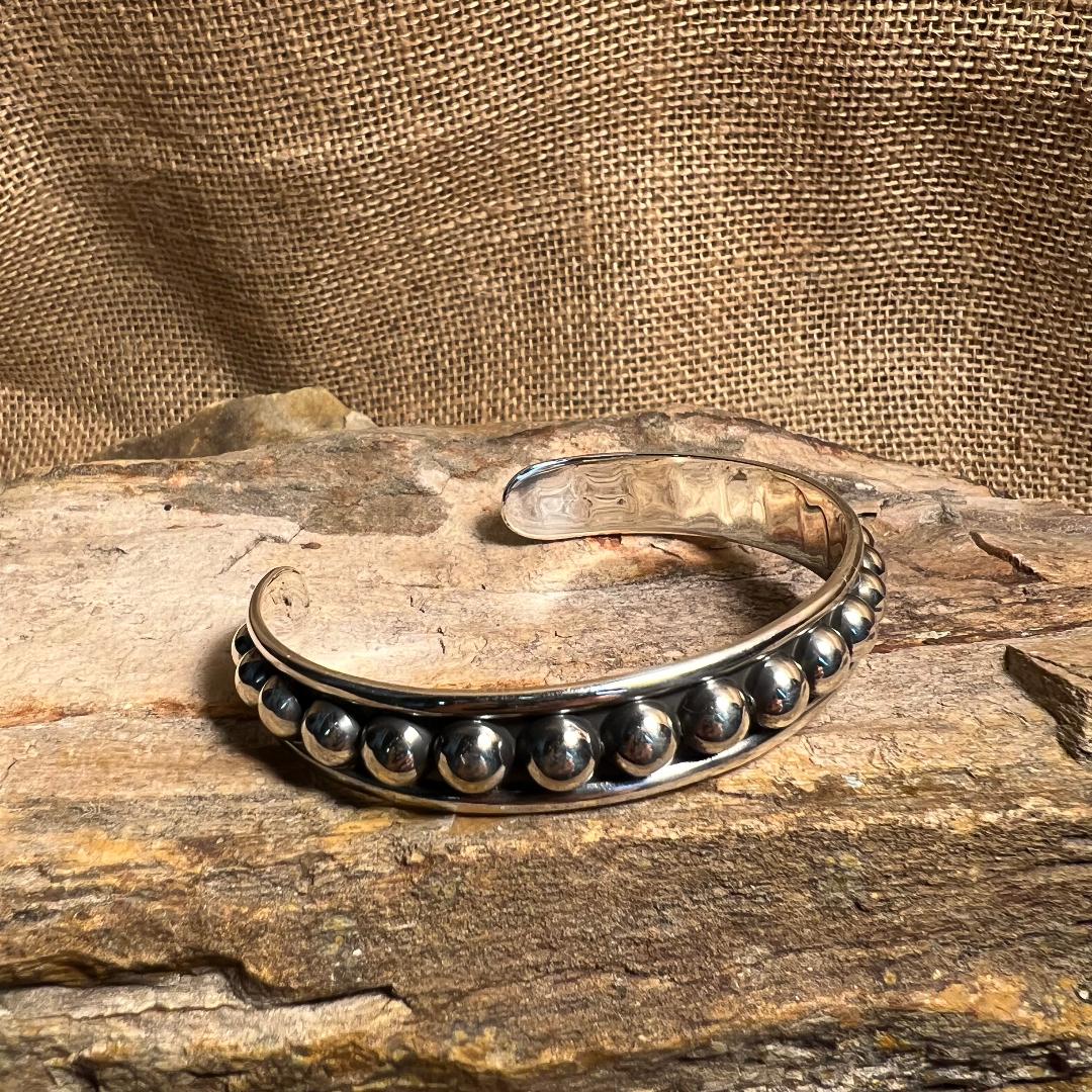 Sterling Silver 6 mm Ball Cuff