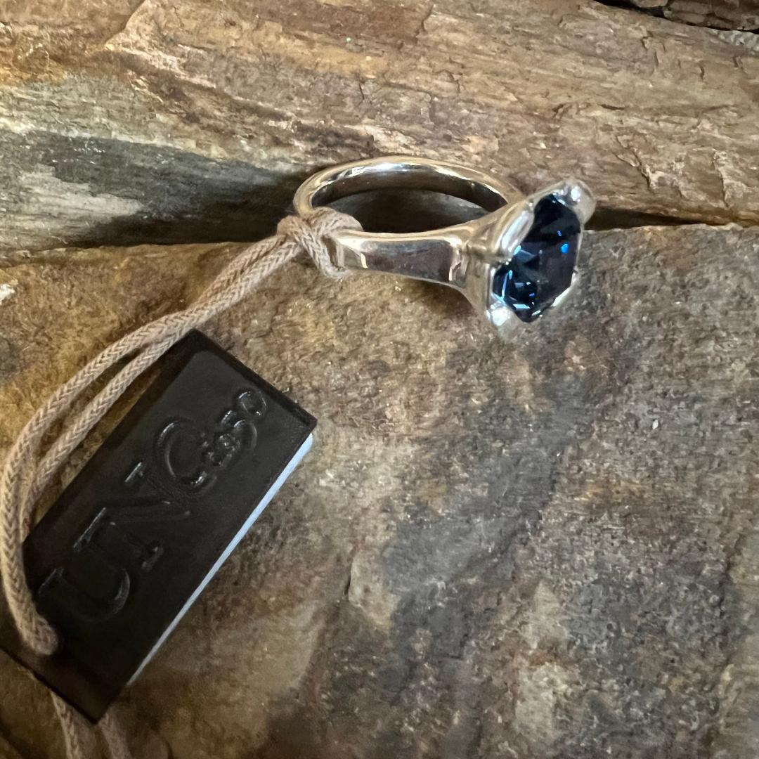 Rock N' Blue Ring