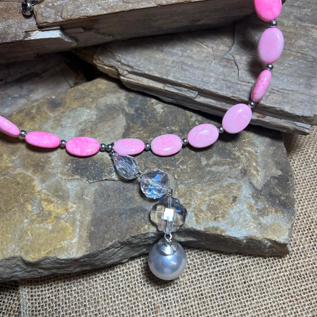 Beautiful Pink & Crystal Bead Necklace