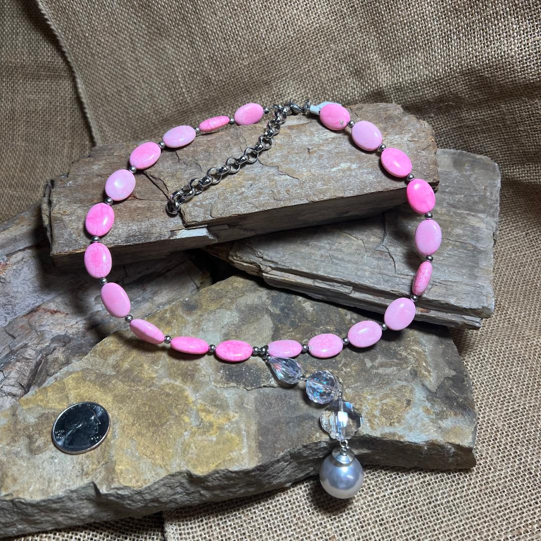 Beautiful Pink & Crystal Bead Necklace