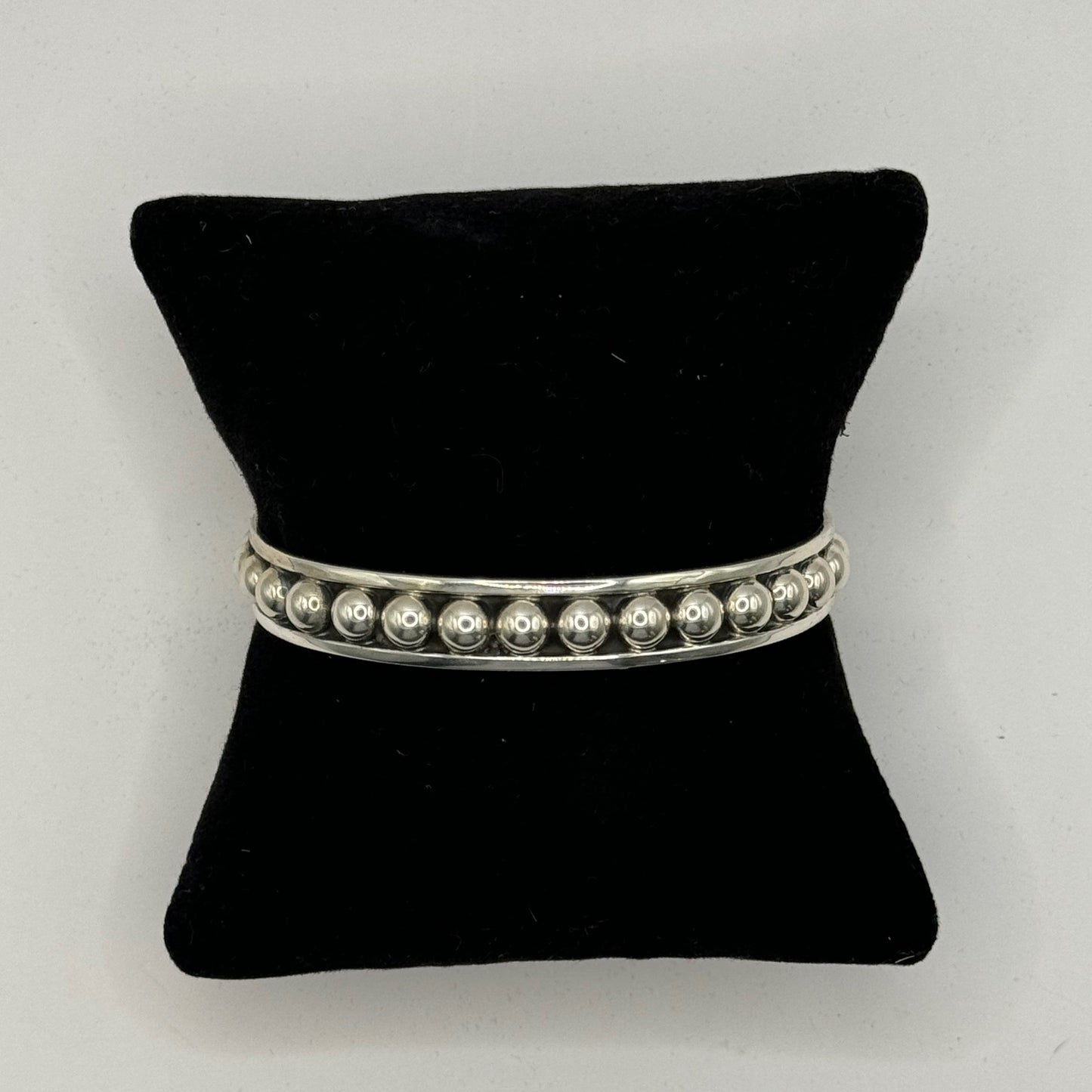 Sterling Silver 6 mm Ball Cuff
