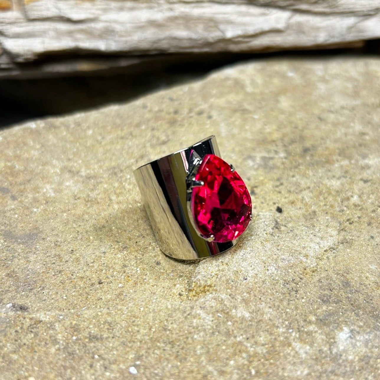 Fuchsia Teardrop Rhinestone Ring