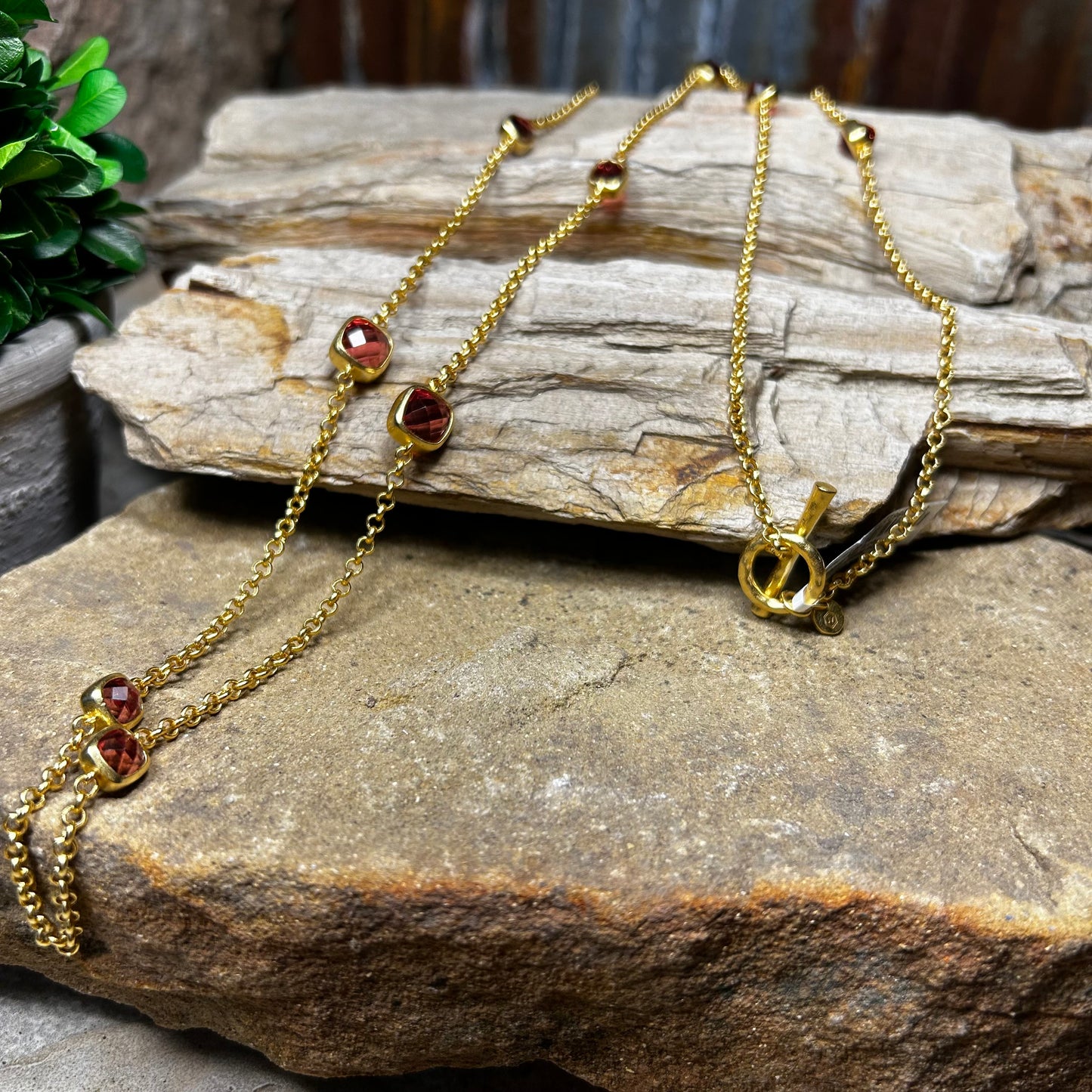 Peony Pink Aquitaine Station Necklace