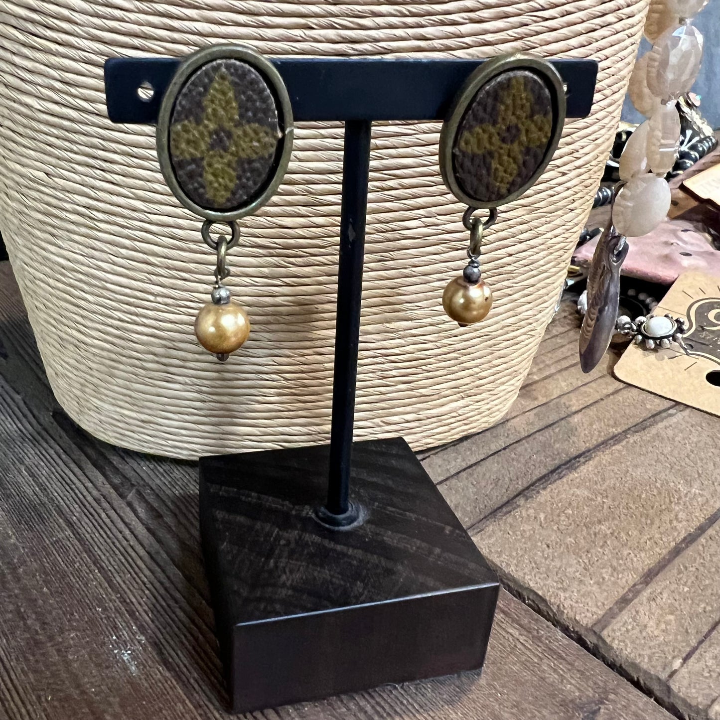 Oval Up LV Earrings