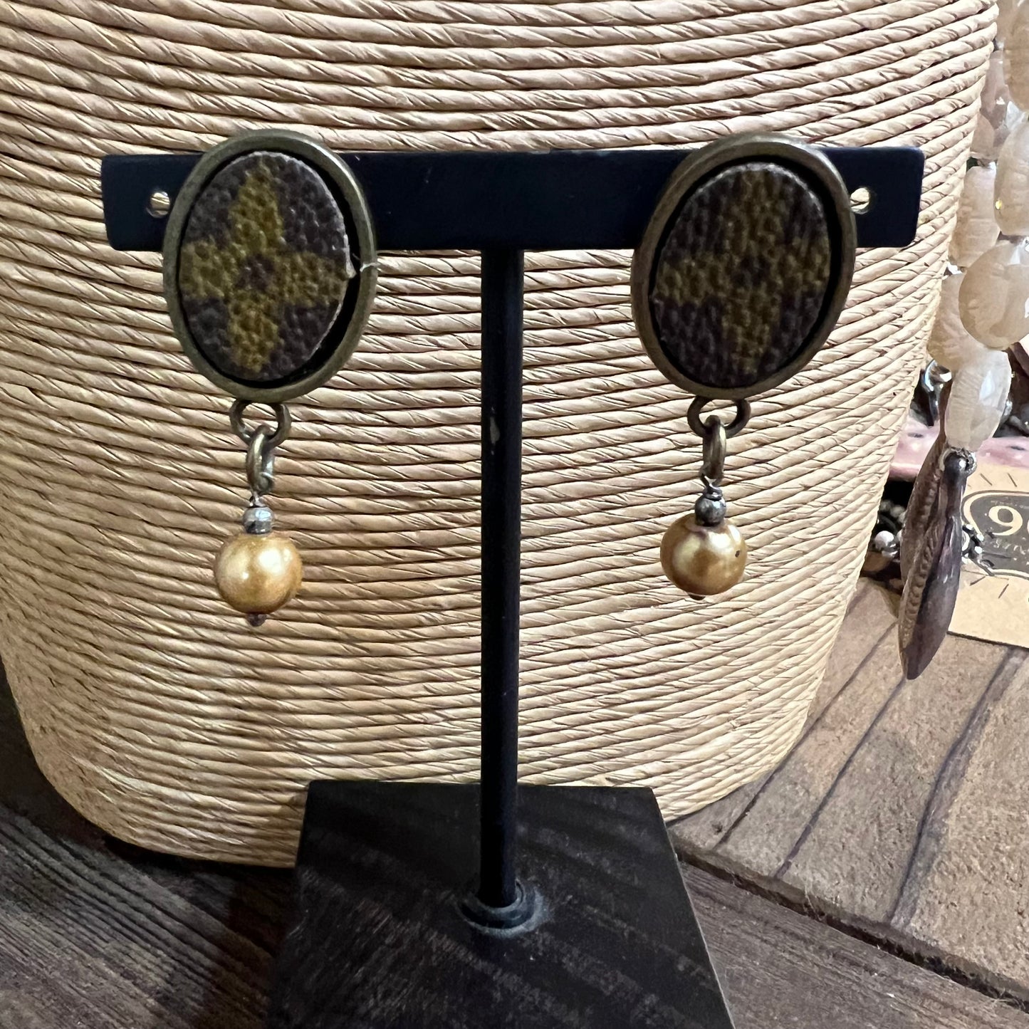 Oval Up LV Earrings