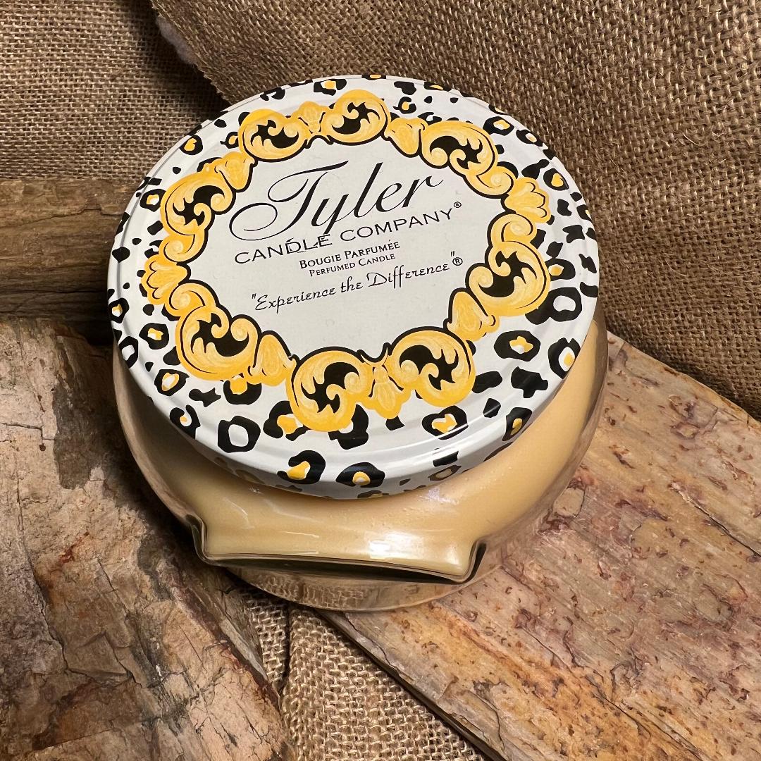 Orange Vanilla Candles and Melts (Different Sizes Available)