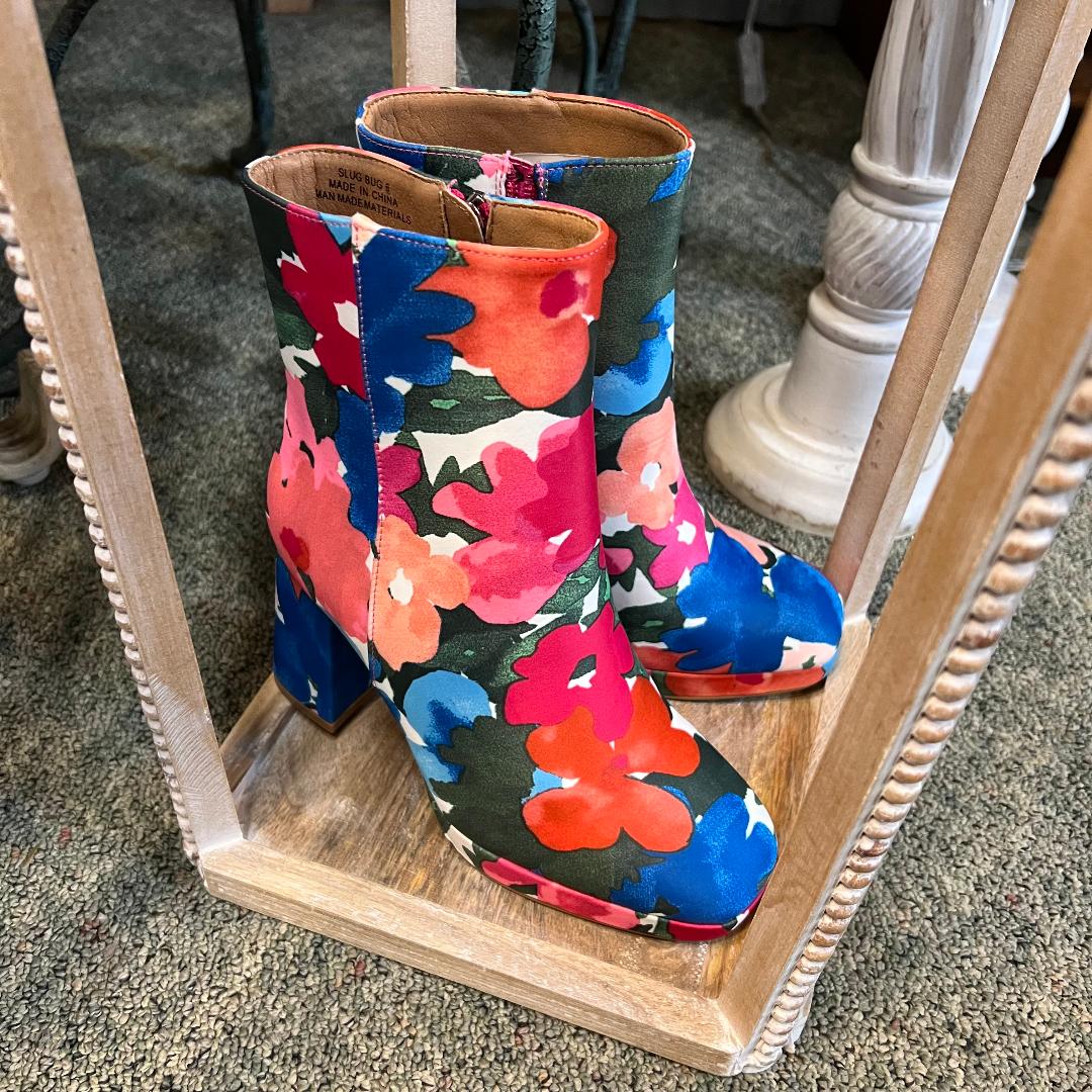 Flower Bootie...CUTEST BOOTIE EVER!!!