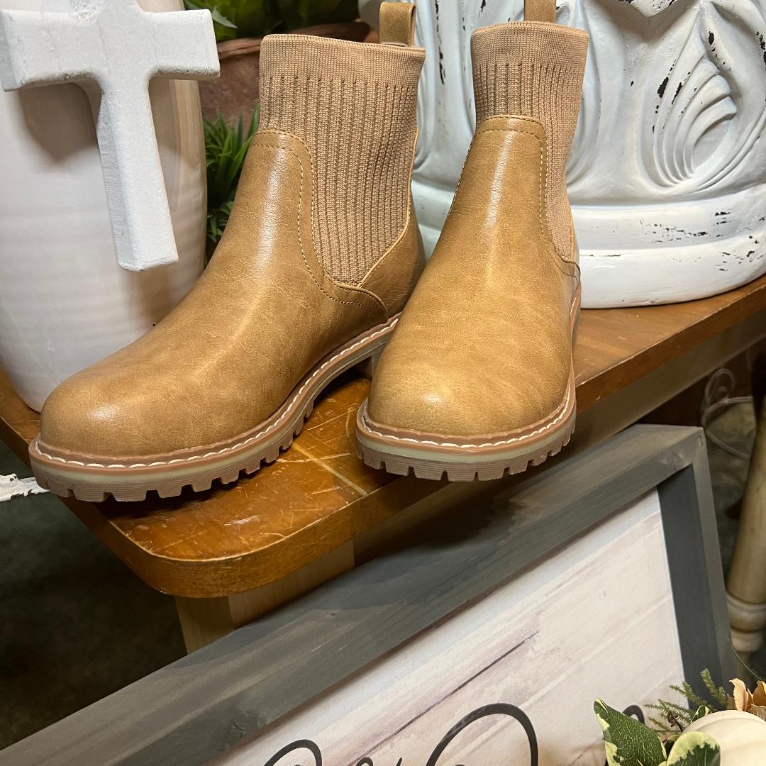 Cabin Fever Caramel Pull On Bootie