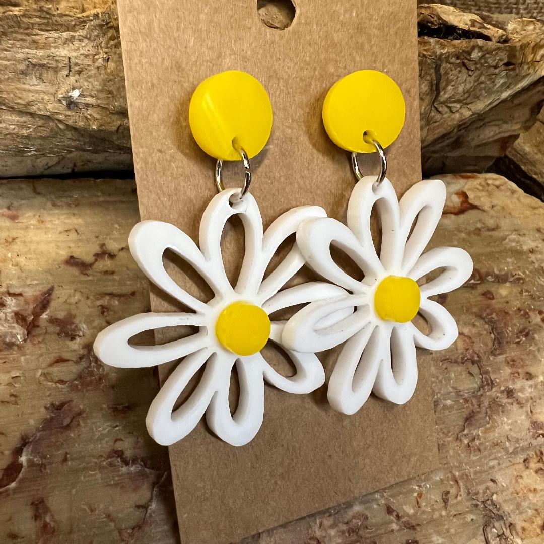 Cutest Ever Daisy Acrylic Dangle Earrings