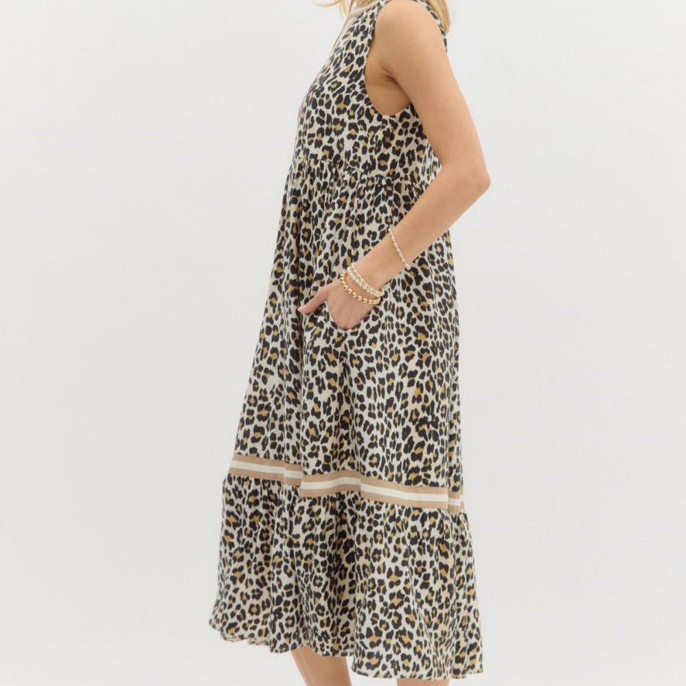 Leopard Print Sleeveless Midi Dress