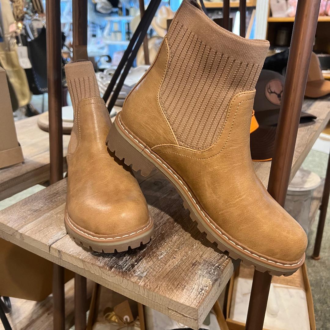 Cabin Fever Caramel Pull On Bootie