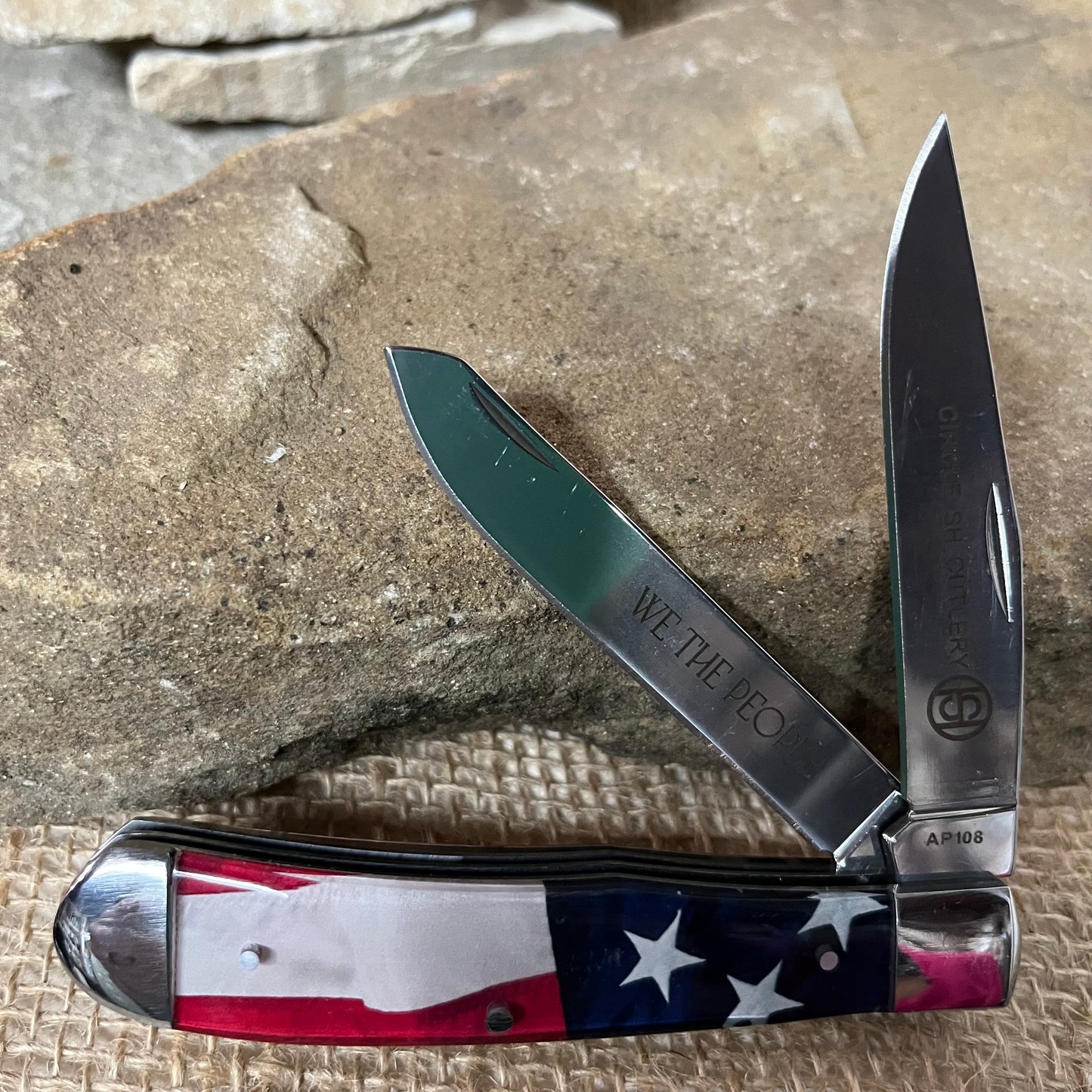 Circle SH Cutlery American Flag "We the People" Trapper Knife