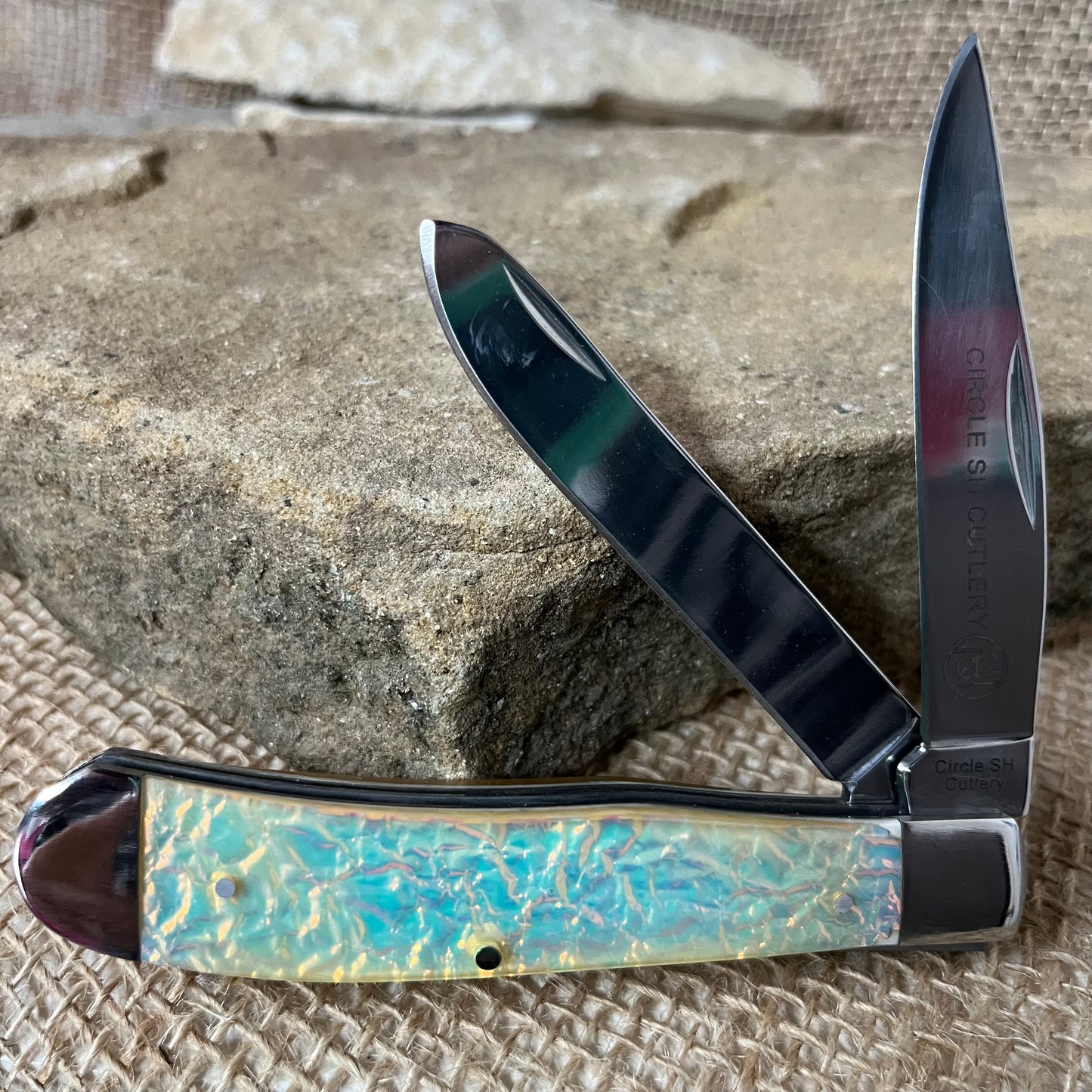 Circle SH Cutlery Trapper Color Morph Knife