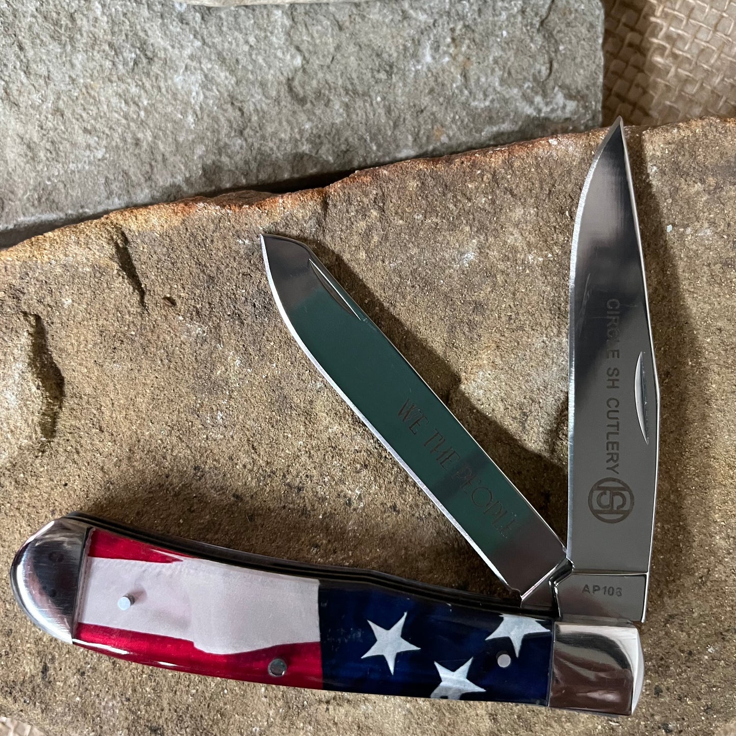 Circle SH Cutlery American Flag "We the People" Trapper Knife