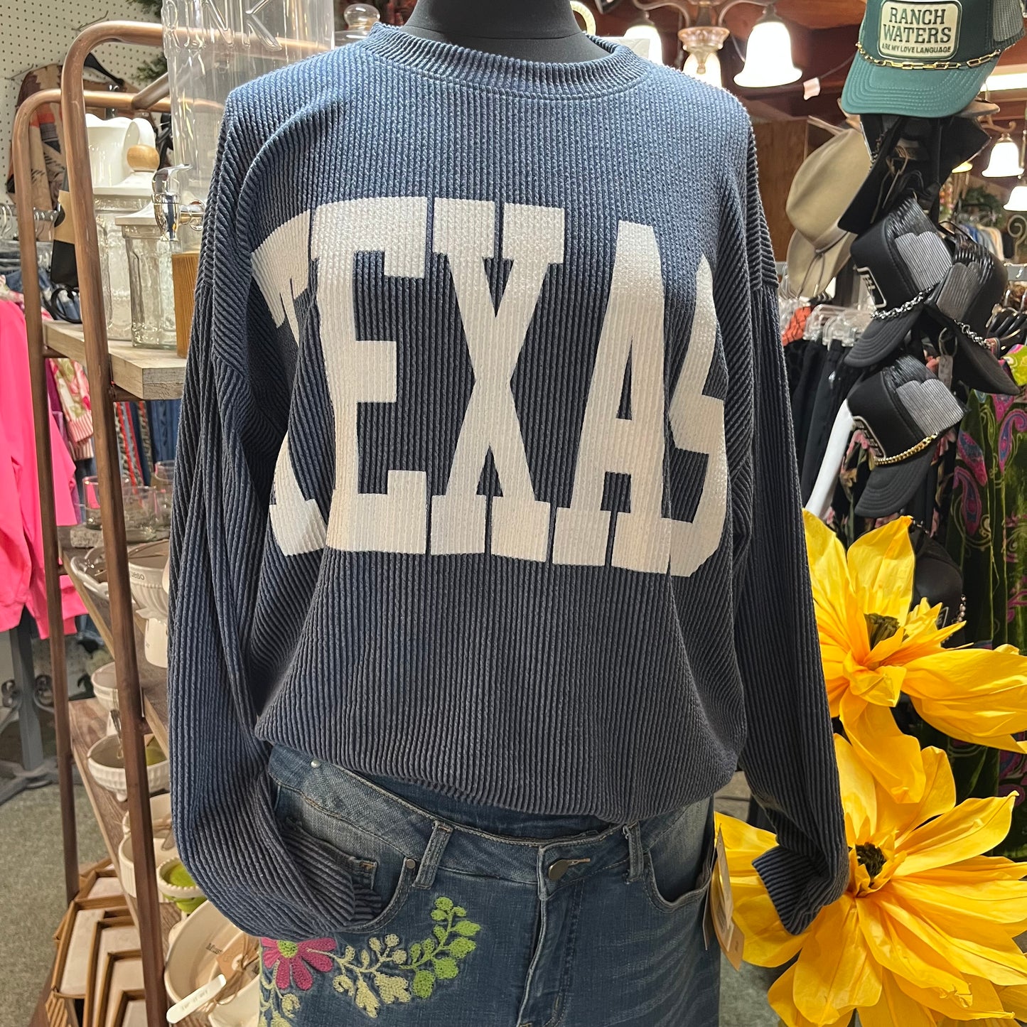 Texas' Comfy Graphic Sweatshirt Midnight