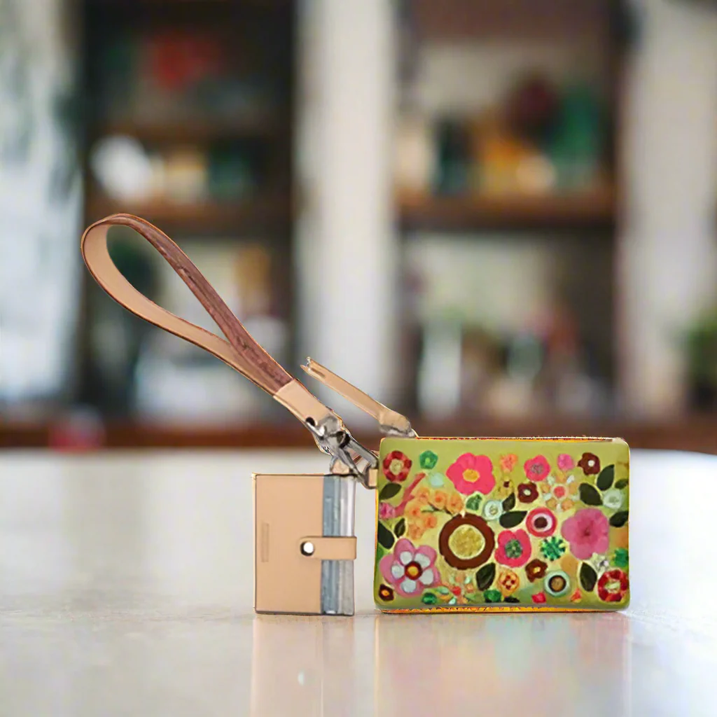 Buzzy Combi Wristlet Wallet