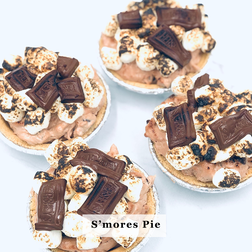 Chocolate Chip Cookie Dough Cheesecake Dip