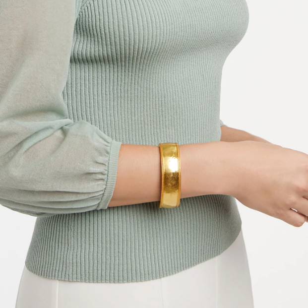 Cassis Statement Hinge Bangle Gold