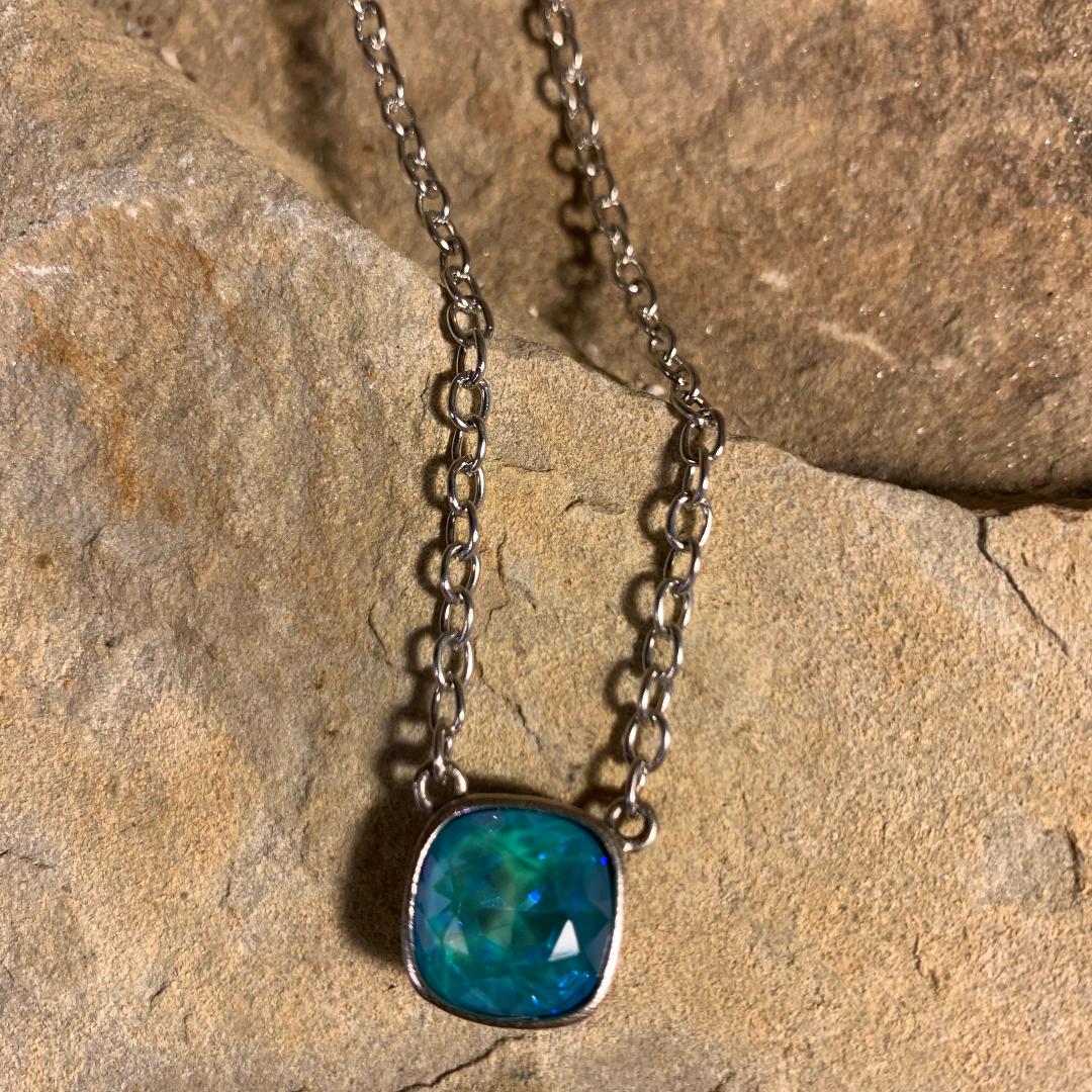 Turquoise Stone and Silver Chain Necklace