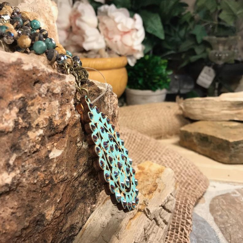 Turquoise Crackle Santa Fe Teardrop Necklace - 38"