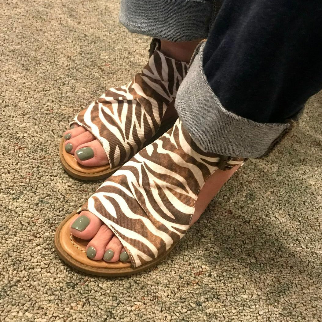 BYEA Zebra Micro Wedge Sandal