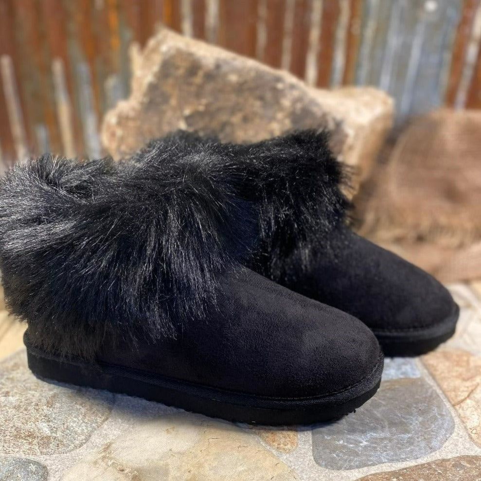 Black Frost Cozy Booties