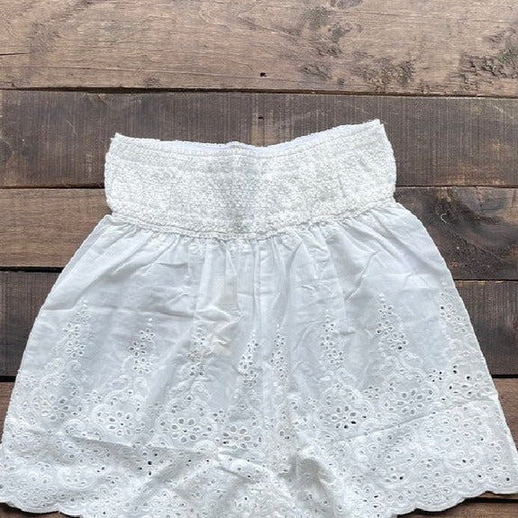 Under Wraps Eyelet Shorts - Parchment
