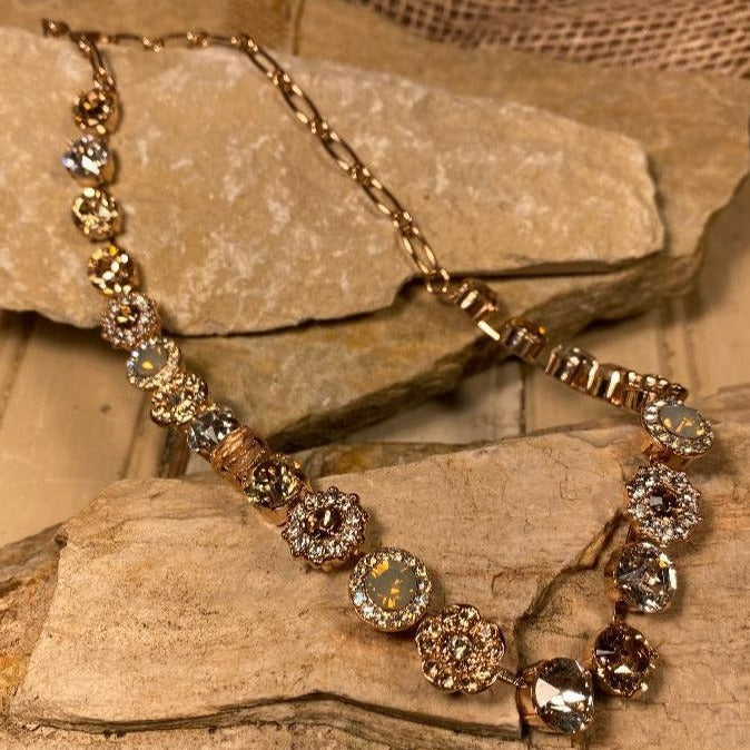 Lovable Mixed Element Necklace in Peace Rose Gold