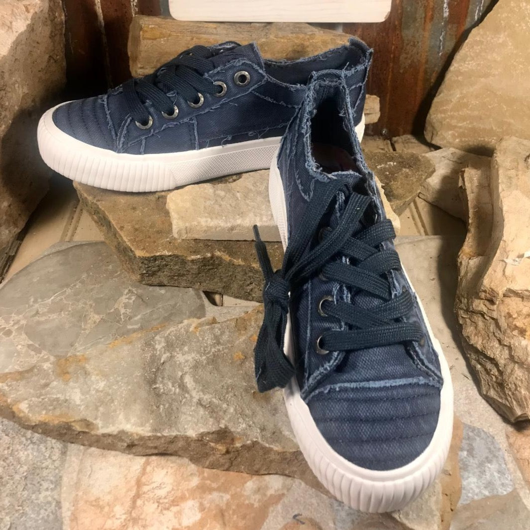 Clay Smoked Canvas Sneaker