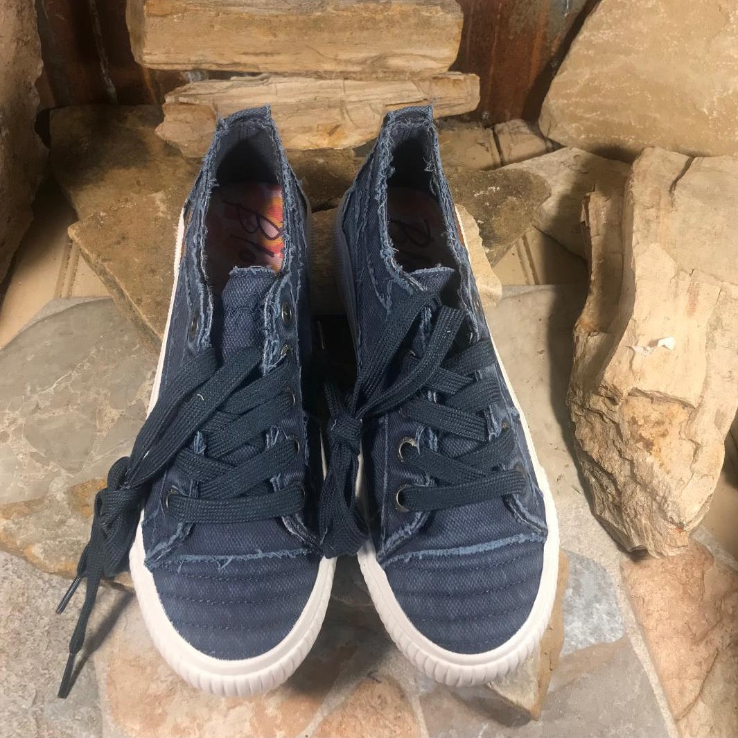 Clay Smoked Canvas Sneaker