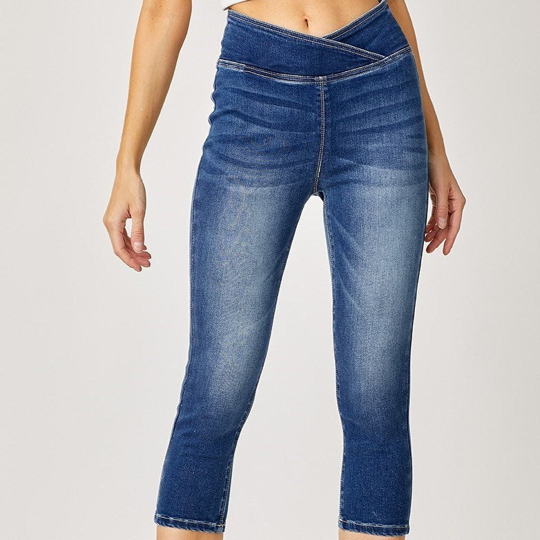High Waist Pull on Capri Jeans