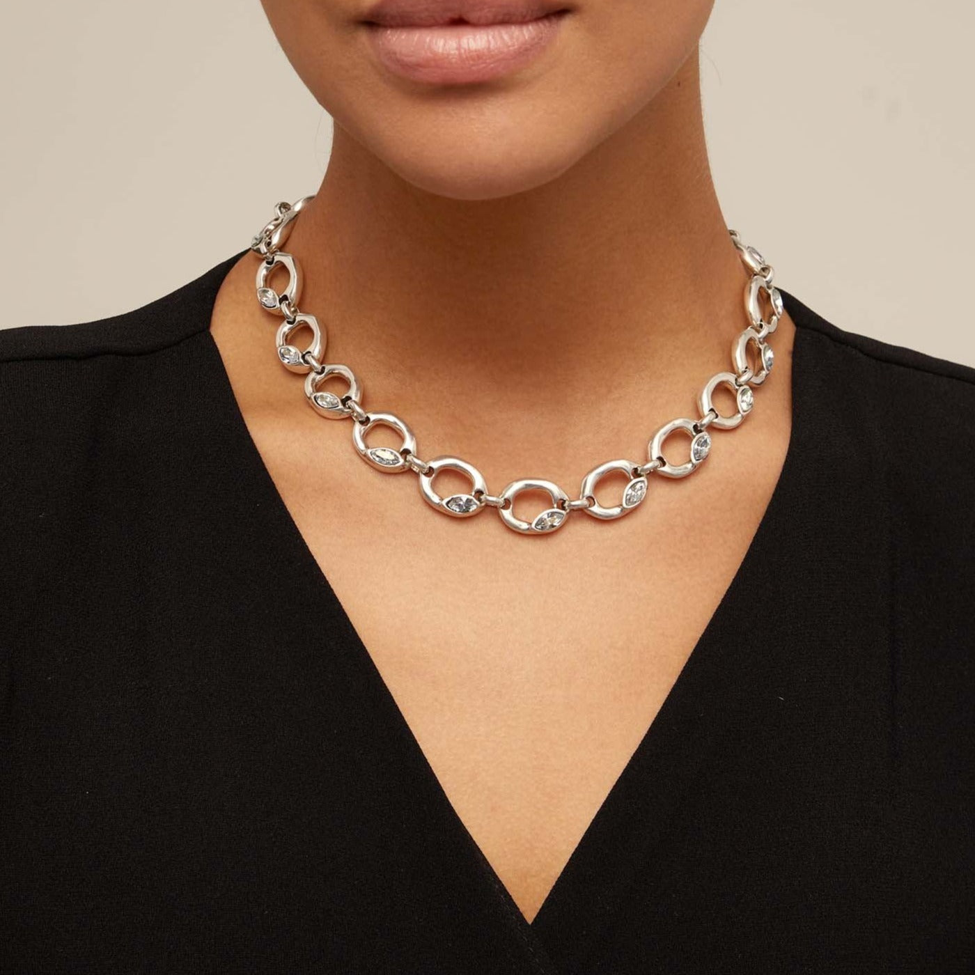 Details Necklace