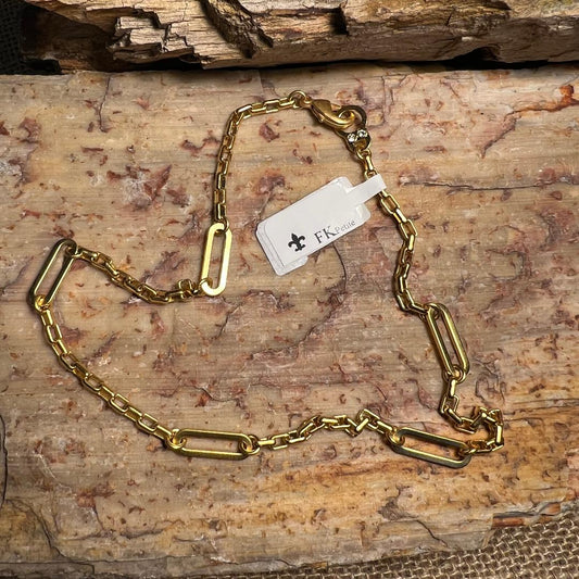 Versailles Loop Gold Loire Choker