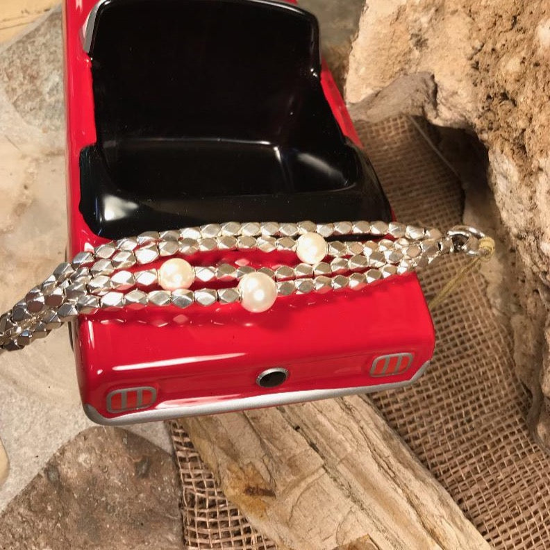 End Pearl Bracelet by UNOde50