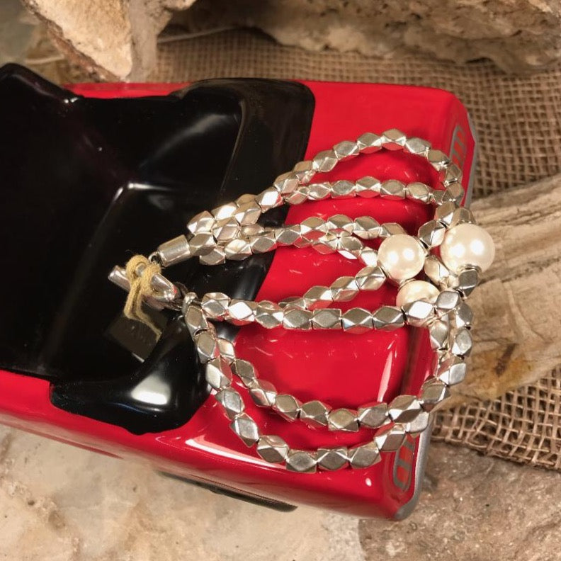 End Pearl Bracelet by UNOde50