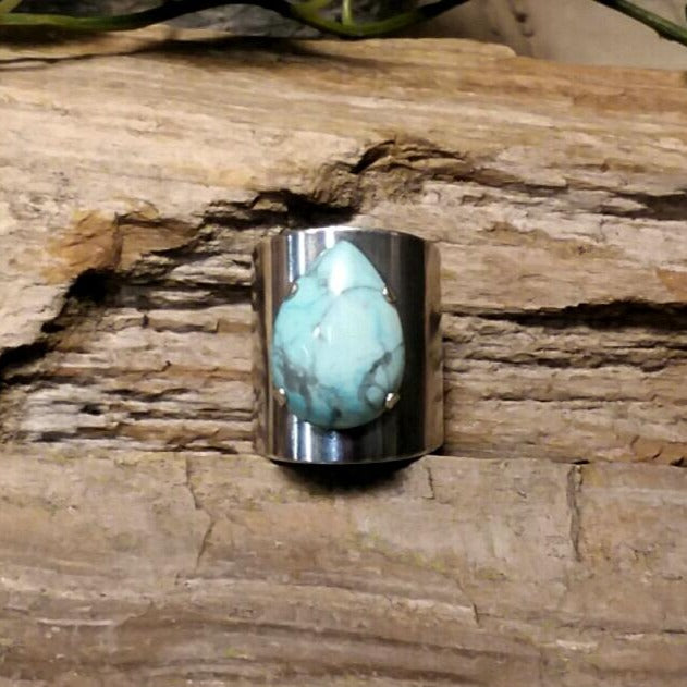 Teardrop Turquoise Ring