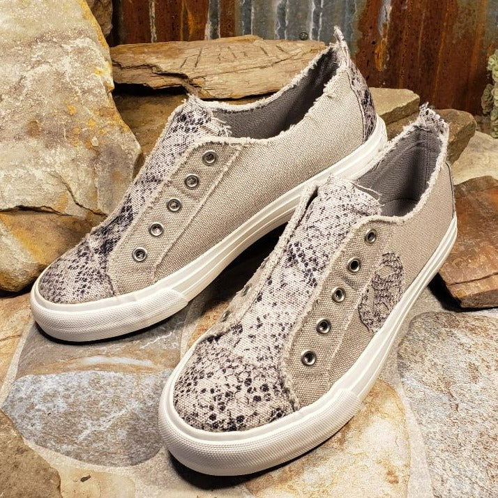 Absolute Grey Cream Slip on Sneakers