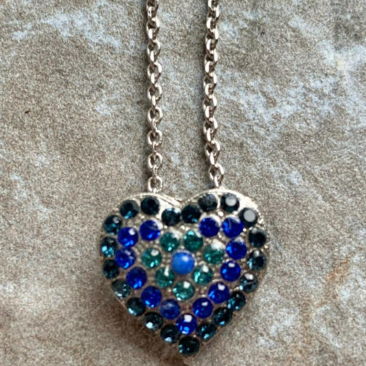 Pavé Heart Pendant Necklace in Sleepytime