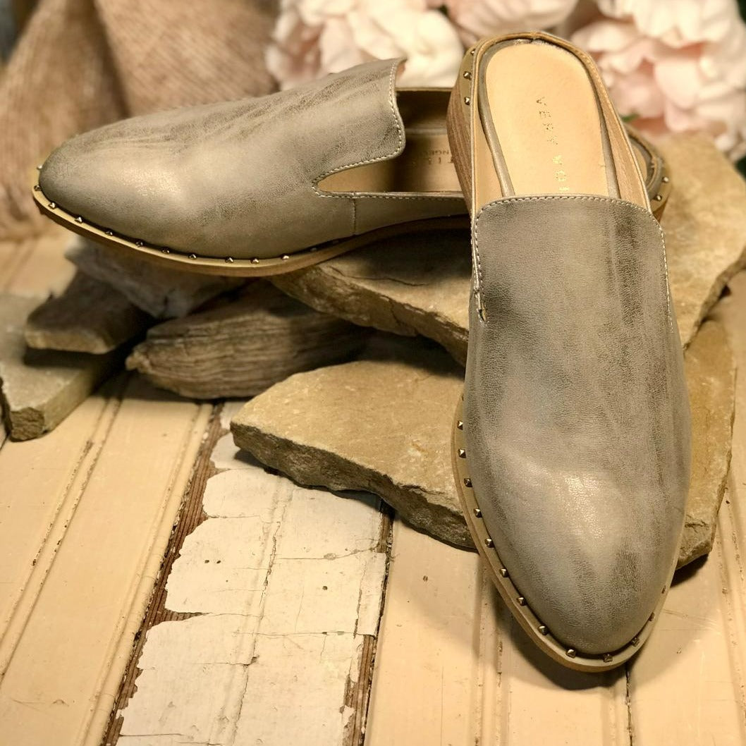 Volatile Austin Low Mule