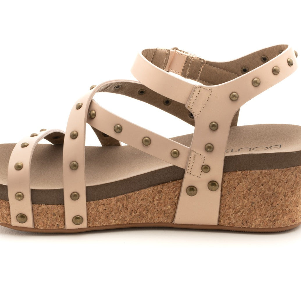Under the Sun Wedge\Sandal