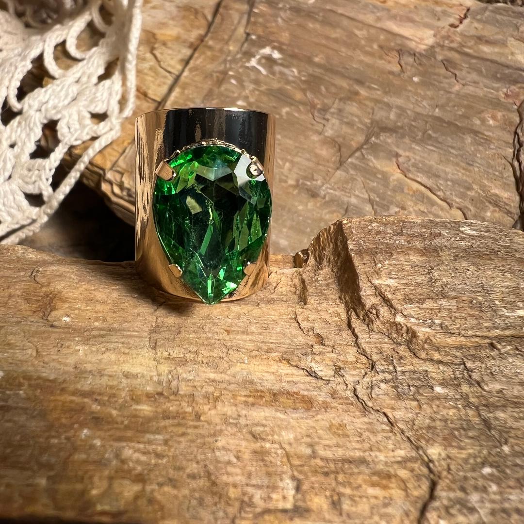 Green Teardrop Ring with Gold Adjustable Band