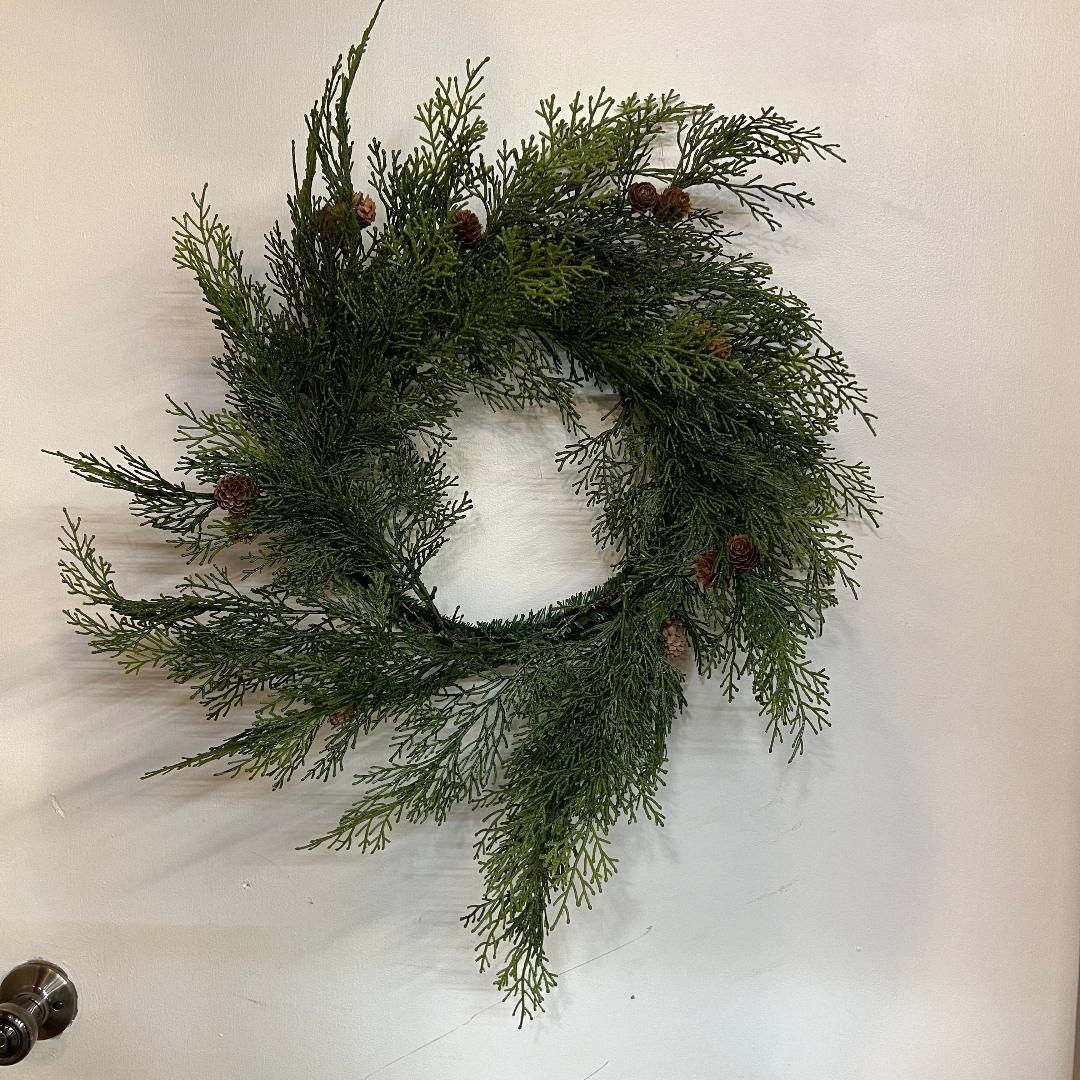 Weeping Cedar Pinecone Wreath 22"