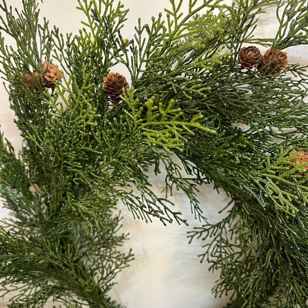 Weeping Cedar Pinecone Wreath 22"