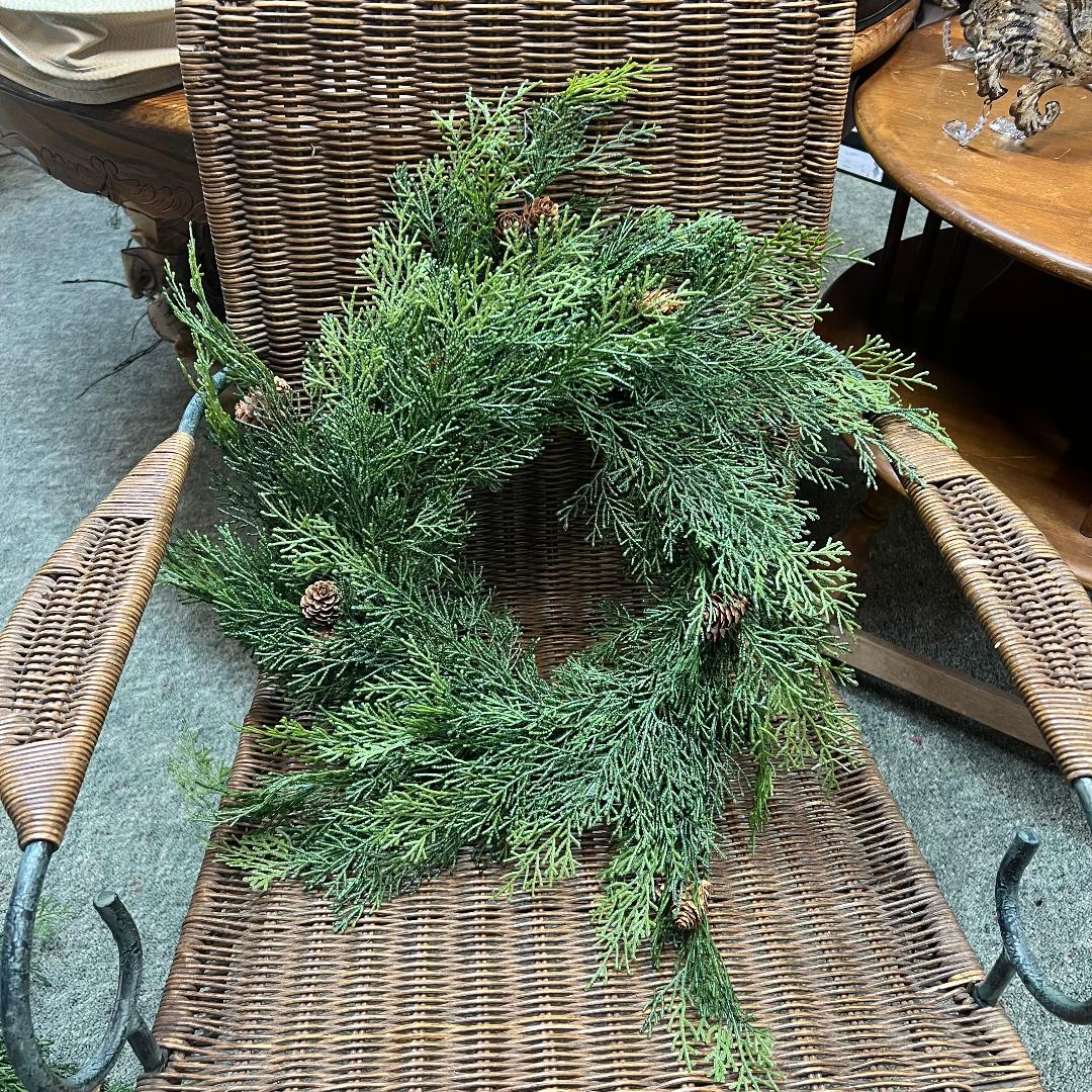 Weeping Cedar Pinecone Wreath 22"