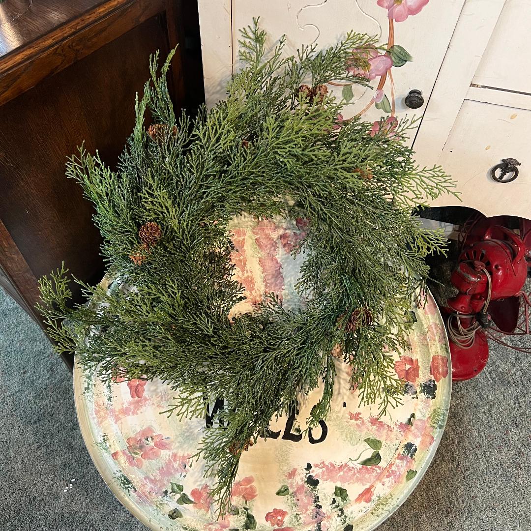 Weeping Cedar Pinecone Wreath 22"